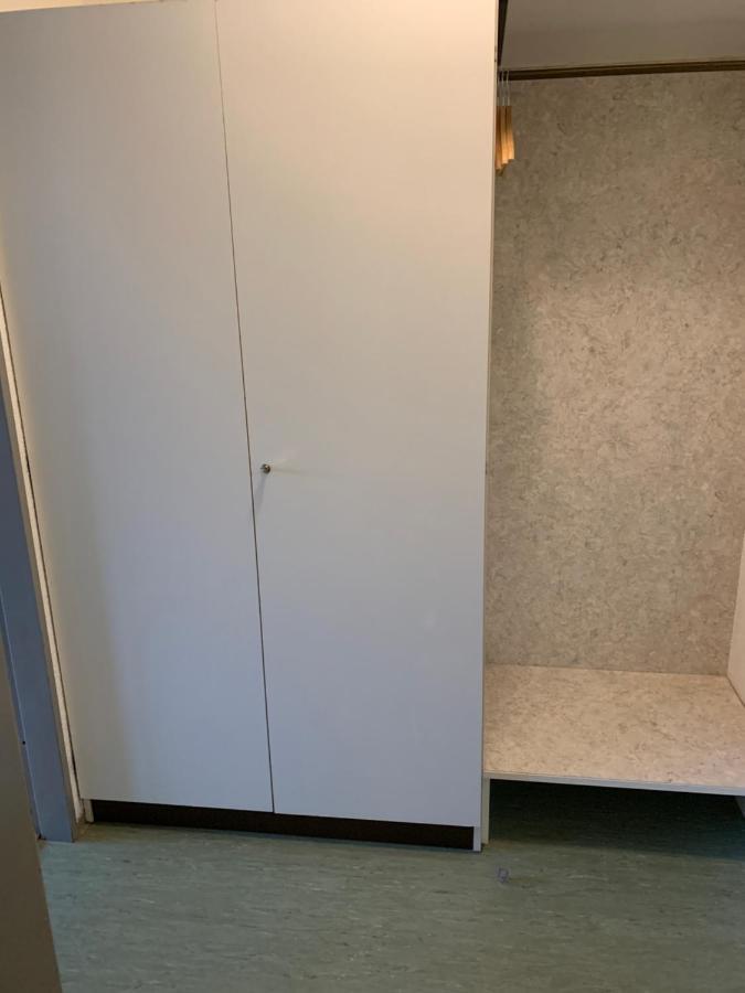 Ruhige Sonnige Wohnung Mit Rooftopterrasse Nahe Universitaet Gerbrunn Esterno foto