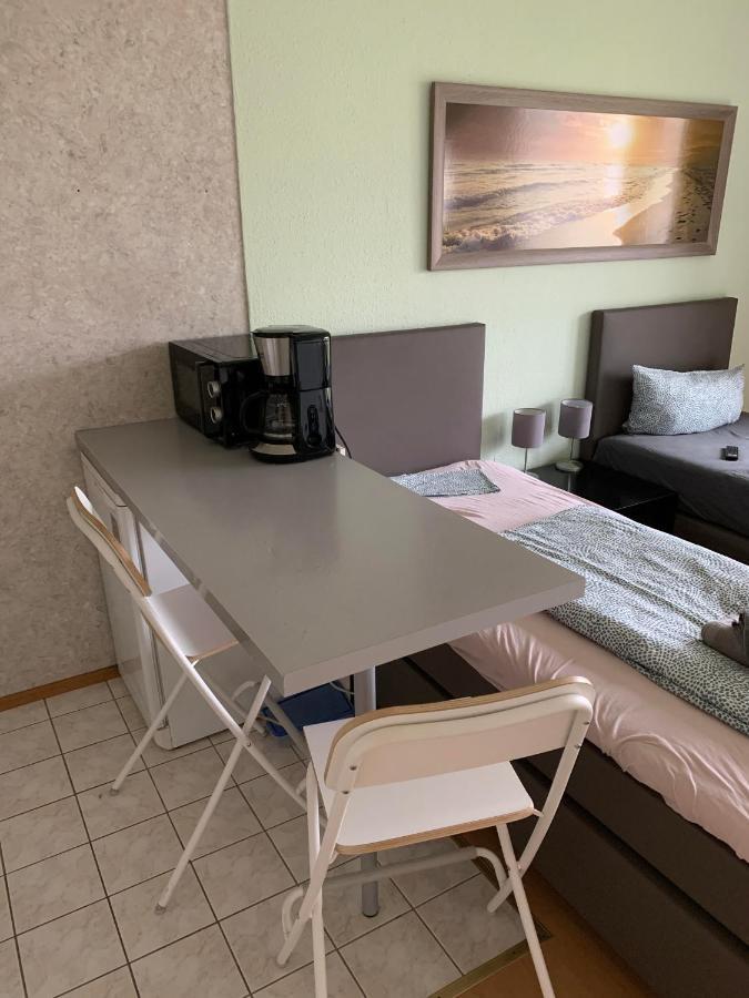 Ruhige Sonnige Wohnung Mit Rooftopterrasse Nahe Universitaet Gerbrunn Esterno foto