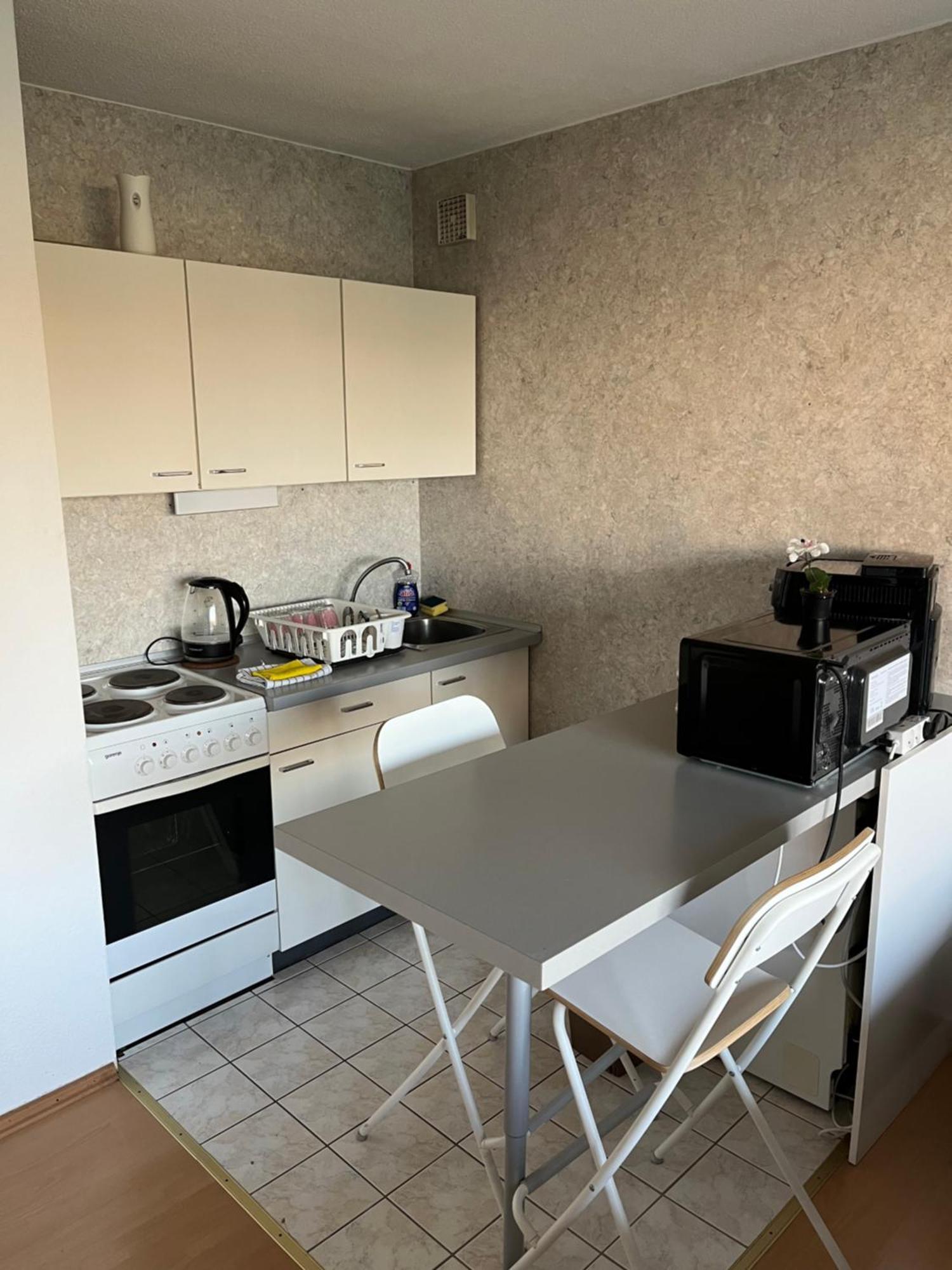 Ruhige Sonnige Wohnung Mit Rooftopterrasse Nahe Universitaet Gerbrunn Esterno foto